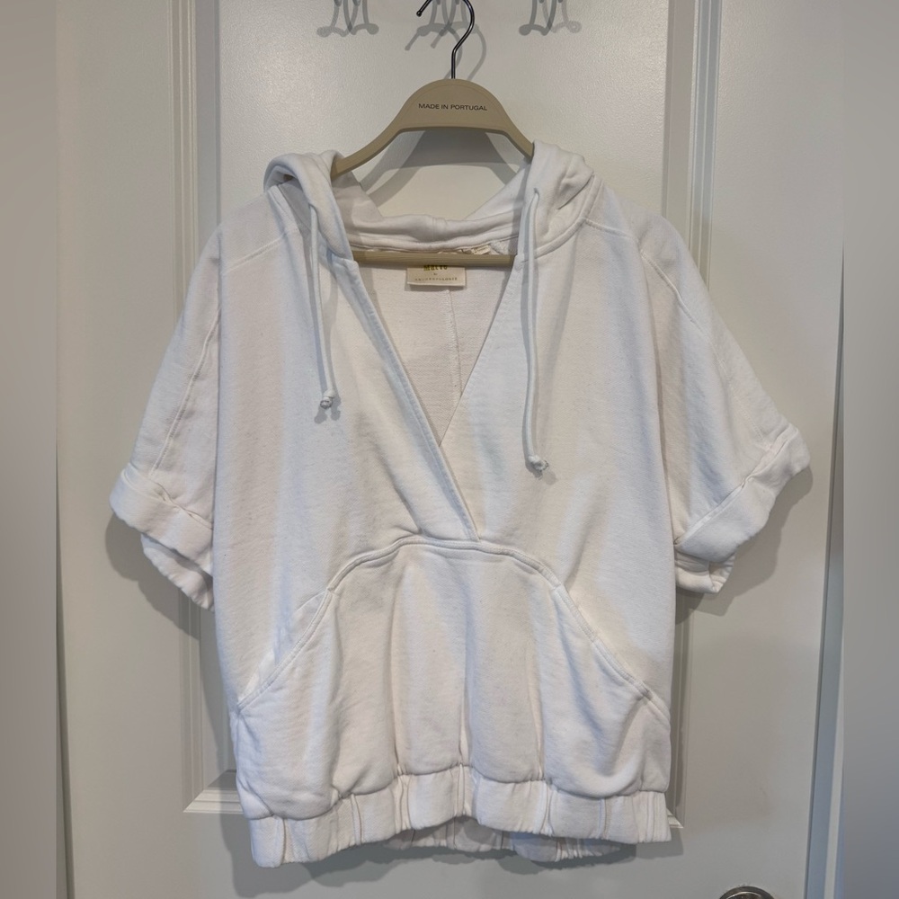 Anthropologie Maeve White Short Sleeve V-Neck Hoodie Size S/M